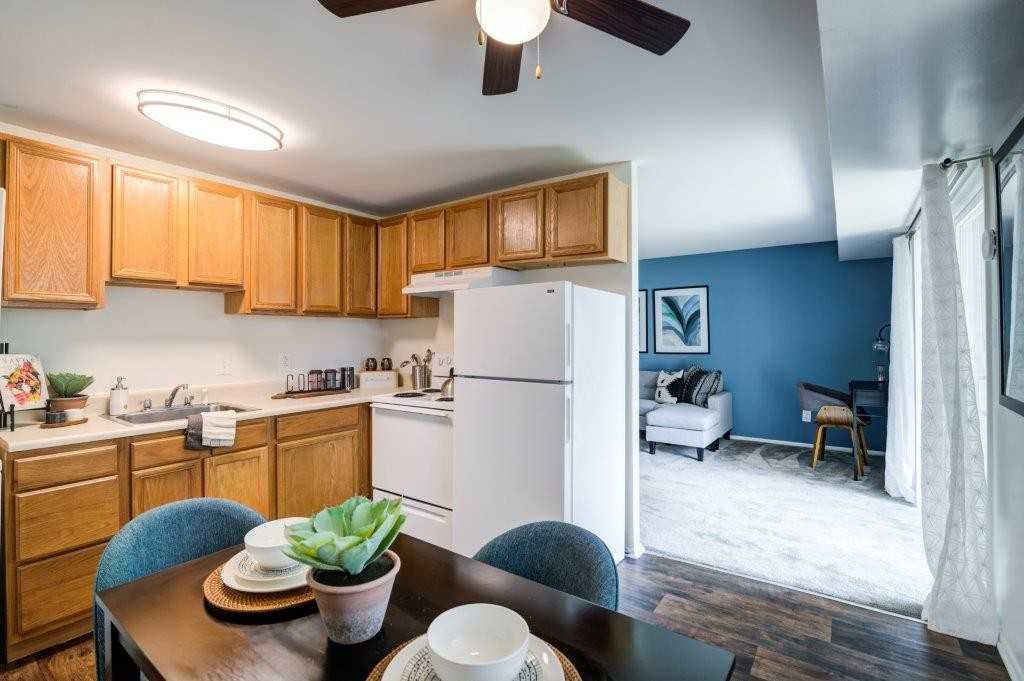 Mapleton Square Apartment Homes - Photo 3 of 20