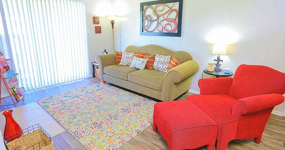The Ashton Apartments - Photo 7 of 25
