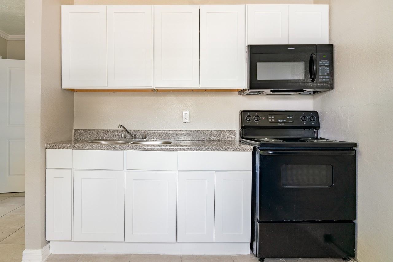 North Washington Apartment Homes - Photo 4 of 10