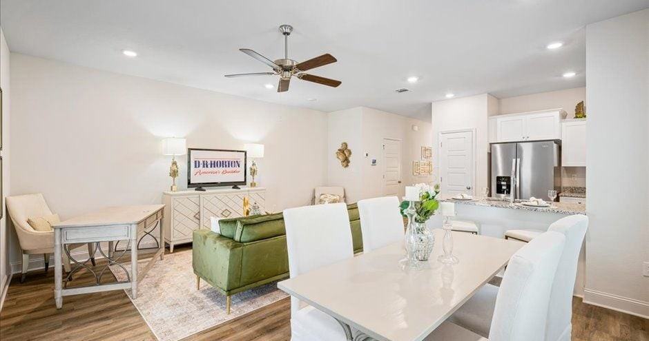 Eula Cove - Photo 2 of 33