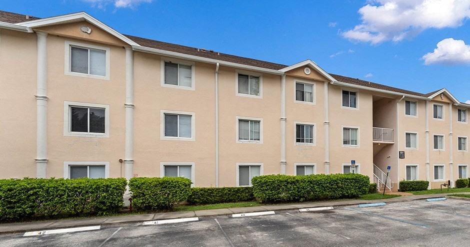 Southgate Apartments - Photo 6 of 11