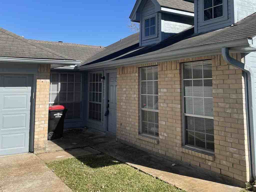 8531 Grand Knolls Dr - Photo 2 of 16
