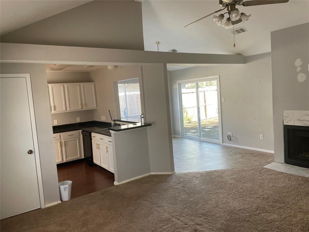 8531 Grand Knolls Dr - Photo 3 of 16