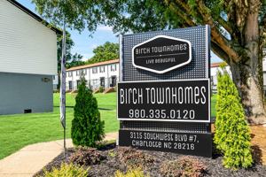featured image of 3115 Southwest Boulevard