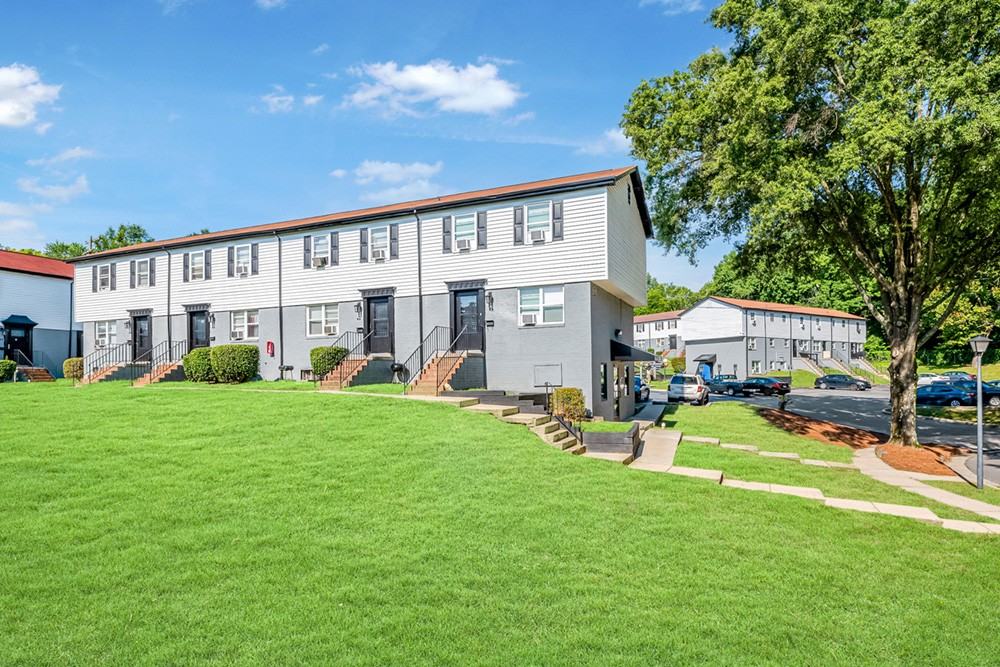 Birch Townhomes - Photo 4 of 49