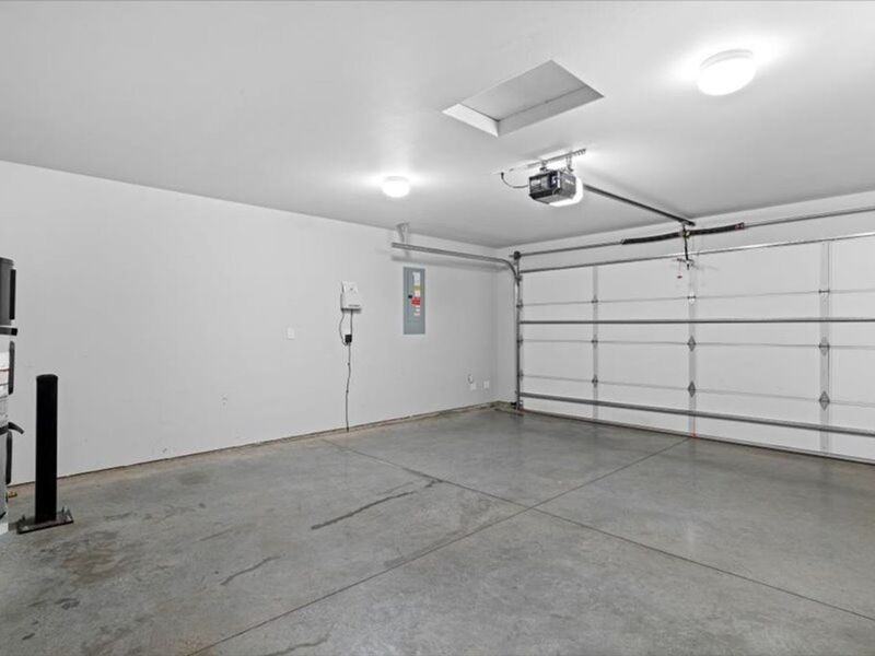 4313 Vermilion Ln - Photo 3 of 19