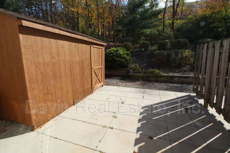 351 Grape St #05-367 - Photo 2 of 20