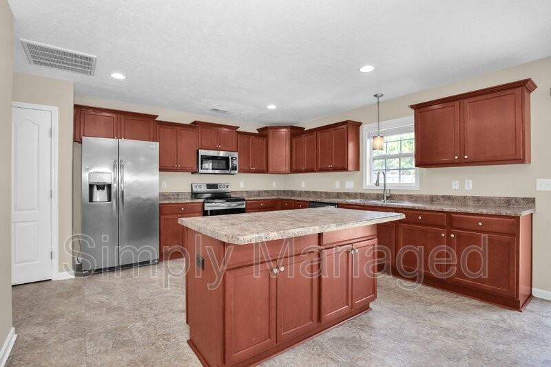 2616 Indian Wells Ct - Photo 5 of 14