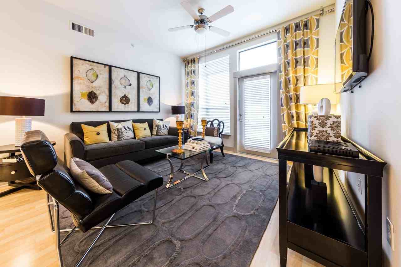 Marq on Voss - Photo 7 of 26