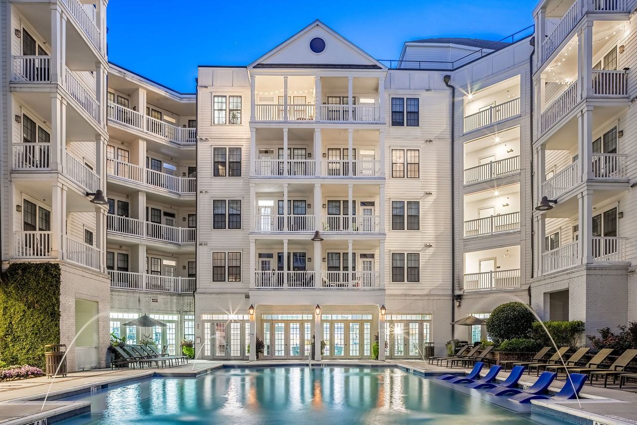 Marquis at Buckhead - Photo 2 of 32