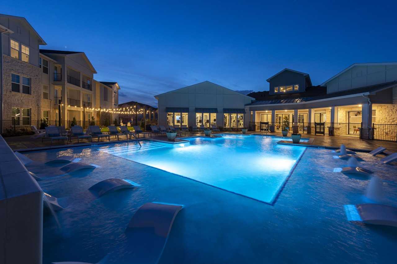 Ascend at Lakeview - Photo 6 of 50