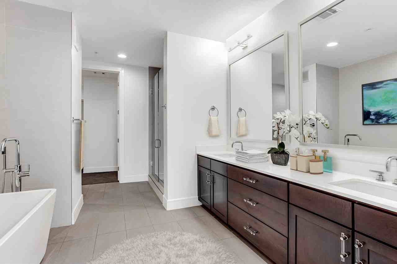 M-Line Tower - Photo 4 of 29