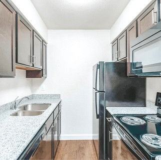 METRO APARTMENTS AT COLLINSVILLE LLC - Photo 2 of 14