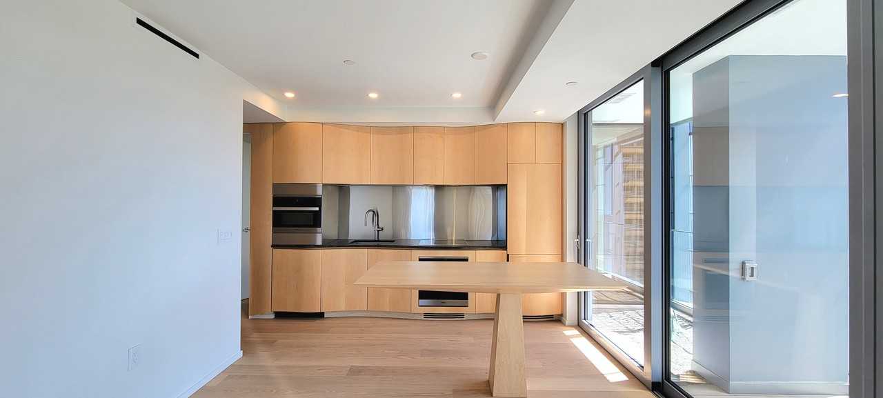 1568 Alberni Street #1277