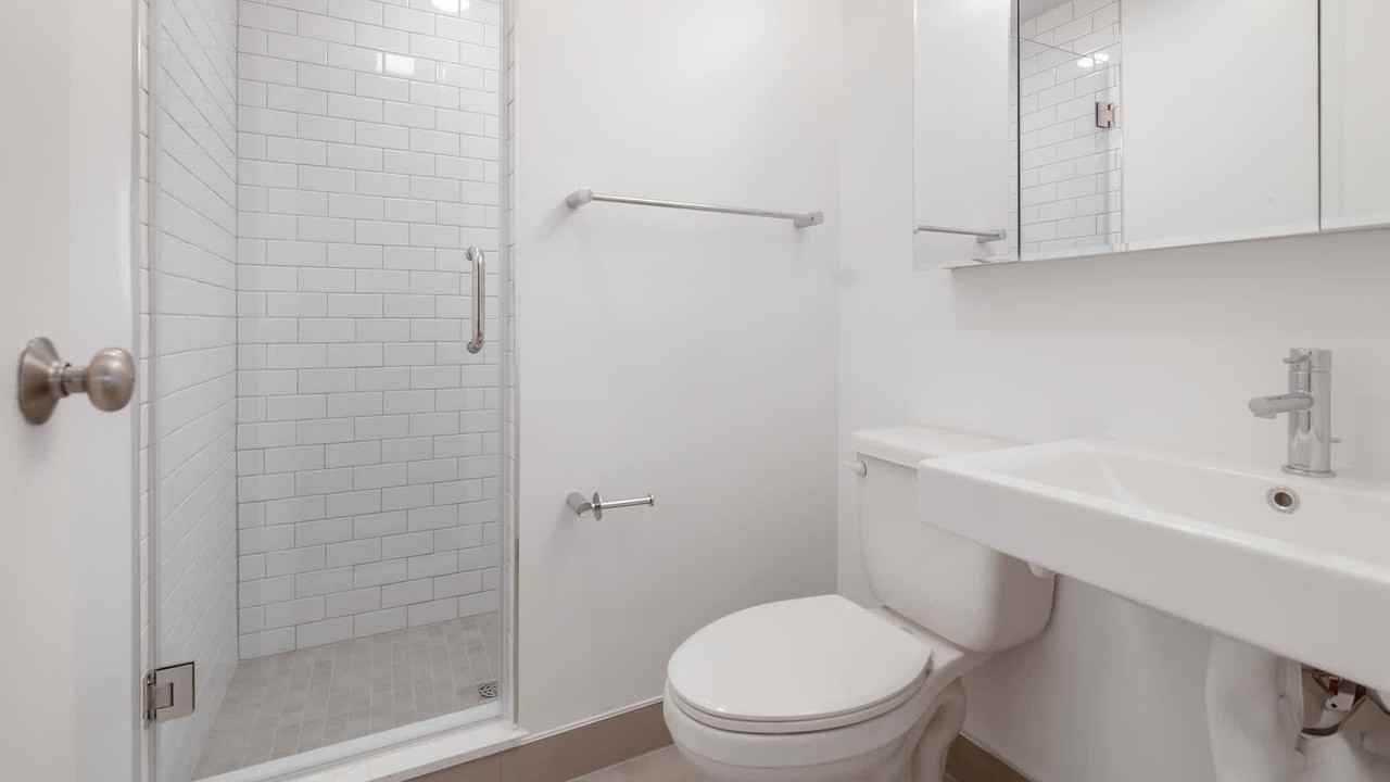 Crystal Place - Photo 4 of 56