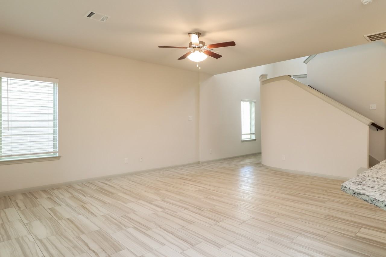 7923 Fijian Cypress Dr - Photo 5 of 24