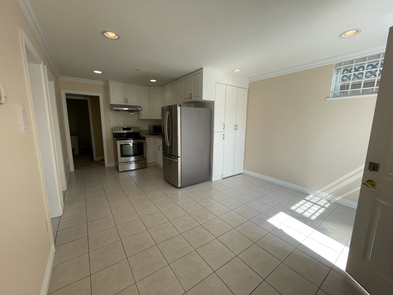 2314 Bonaccord Drive - Photo 2 of 12