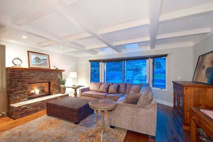 457 Hillcrest Street - Photo 2 of 15