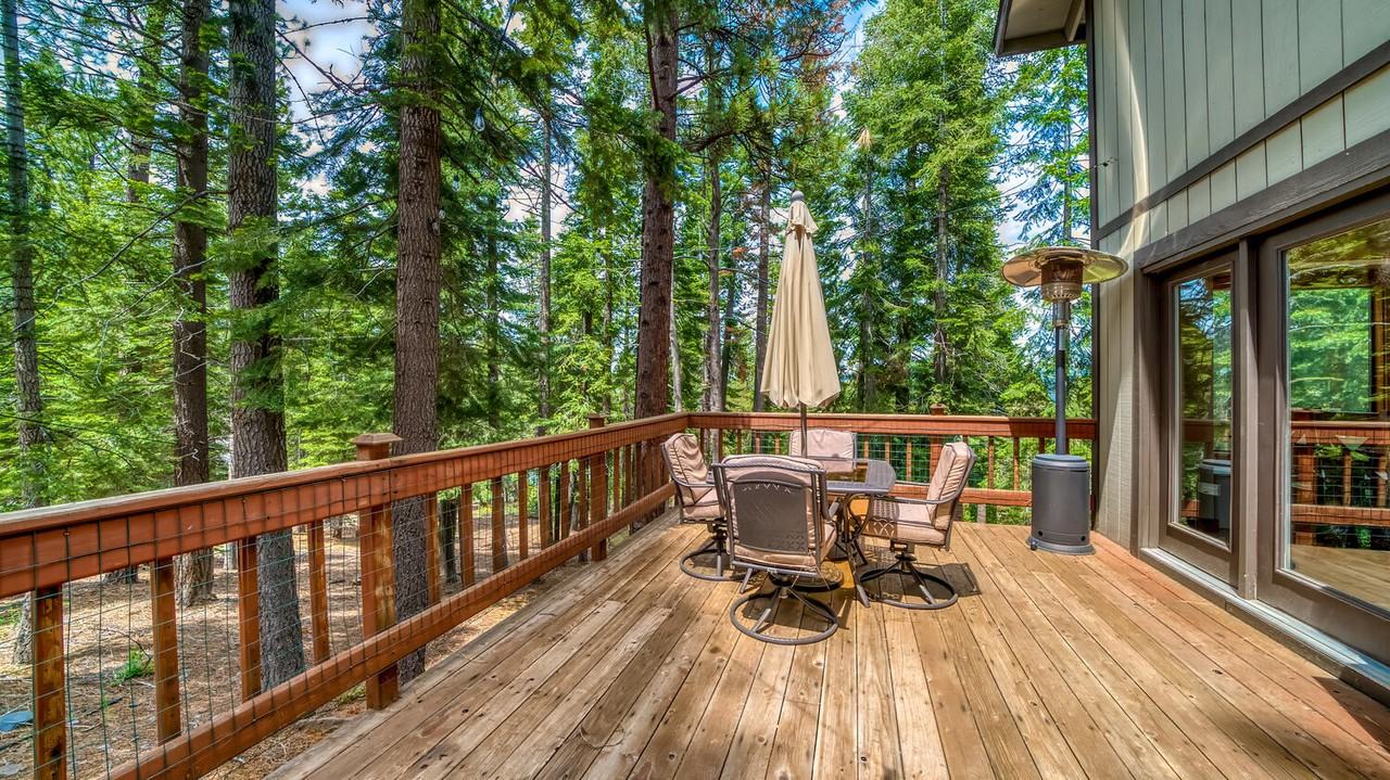 10868 Laurelwood Dr #NA - Photo 3 of 15