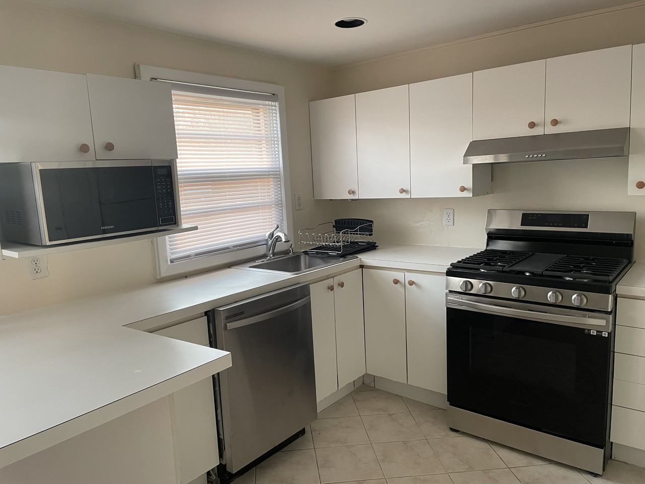 5 King St #2 - Photo 3 of 8