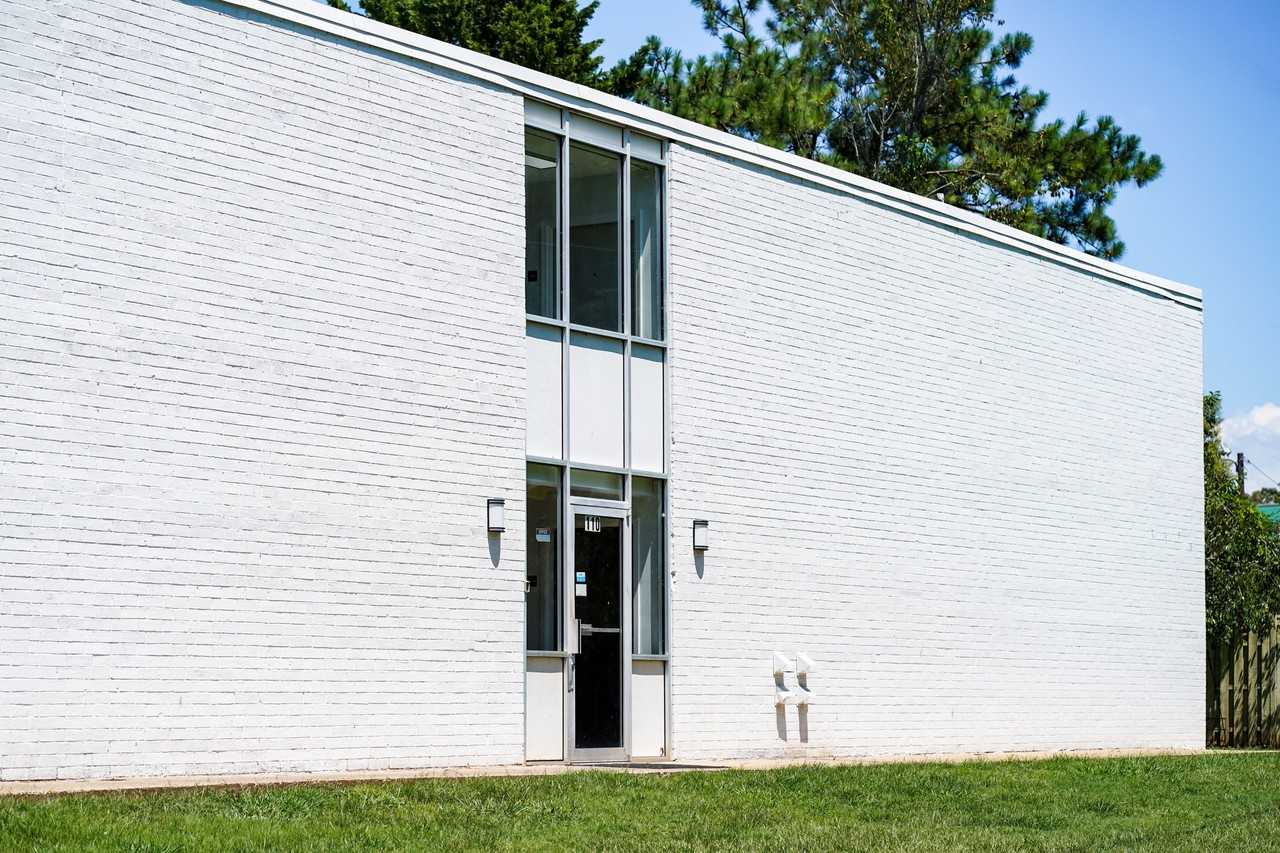 Azalea Apartments - Photo 2 of 23