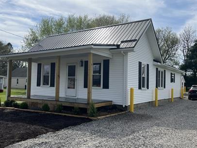 111 Randolph St - Photo 3 of 3