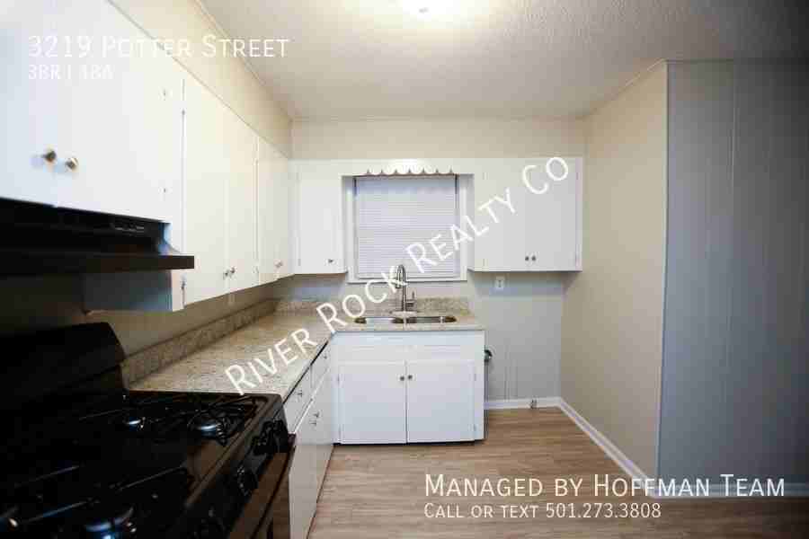 3219 Potter St - Photo 3 of 13