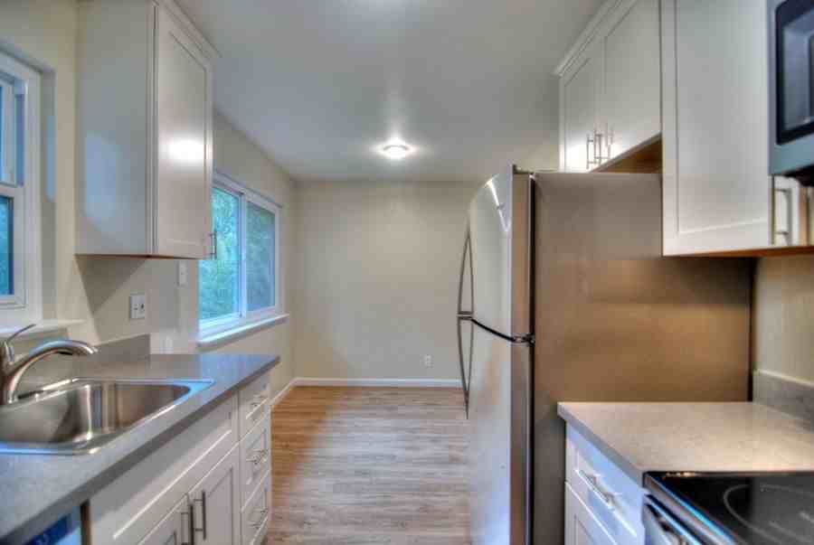 1191 Alameda De Las Pulgas #24 - Photo 2 of 9