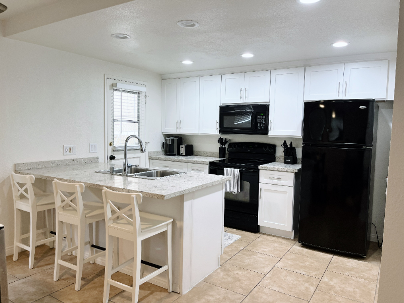 1070 Grand Avenue #2 - Photo 5 of 17