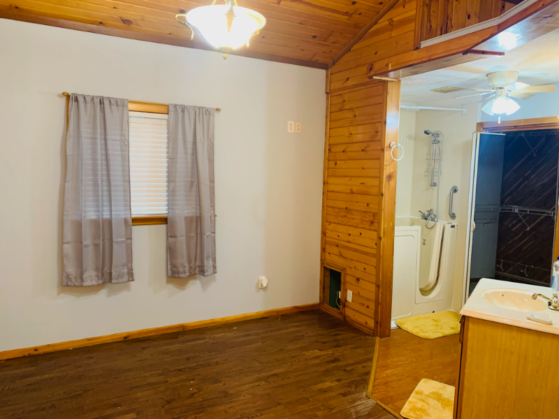 138 Sherwood Dr #B - Photo 6 of 12