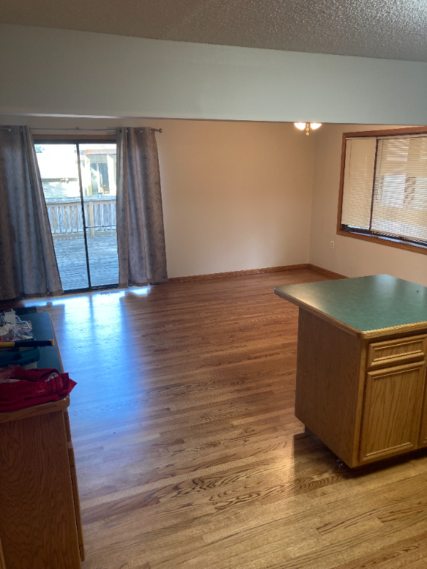 14533 S Pebble Creek Dr - Photo 2 of 20