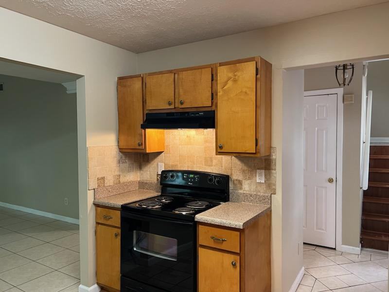 3010 Majestic Park Ct - Photo 5 of 18