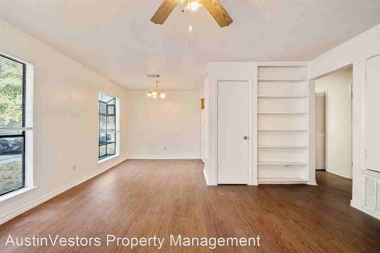 115 S Frio St - Photo 3 of 19