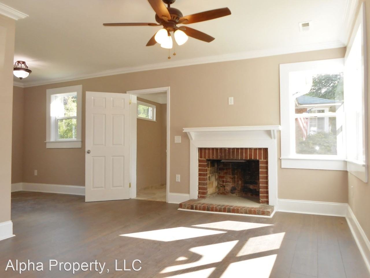 22 Ridgeway Dr - Photo 3 of 17