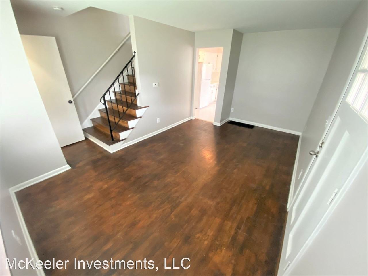 269-271 Broad Meadows Blvd - Photo 2 of 33