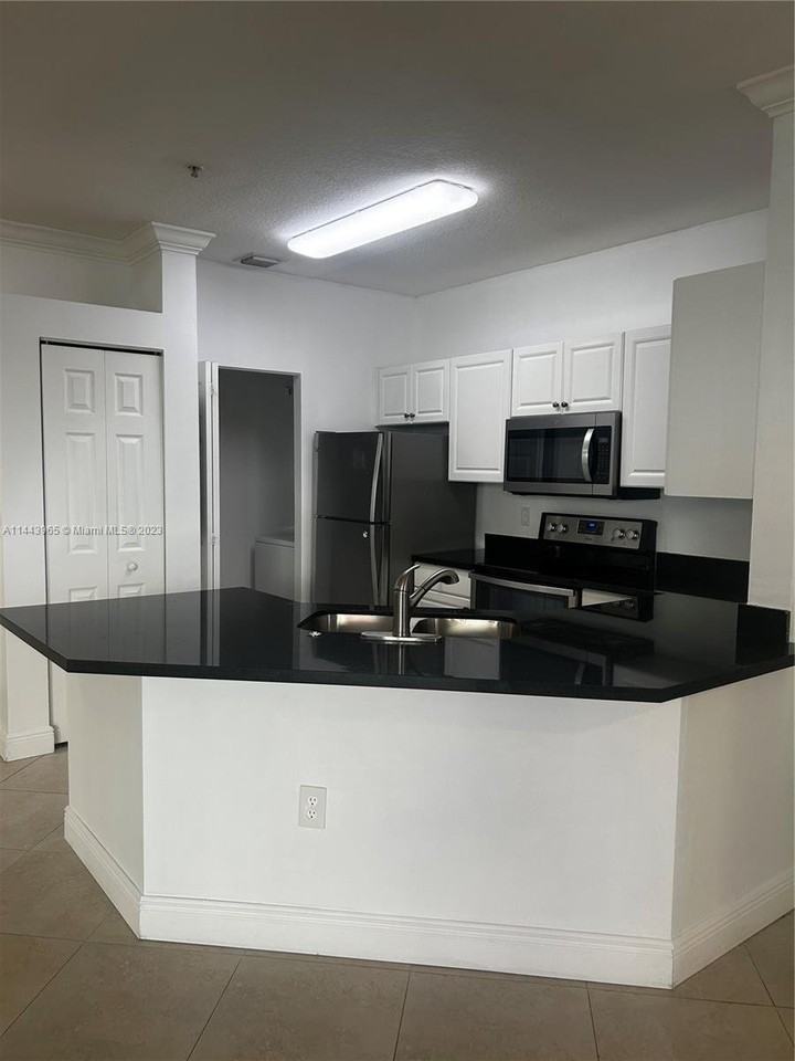 4202 Sw 160th Ave #519 - Photo 3 of 8
