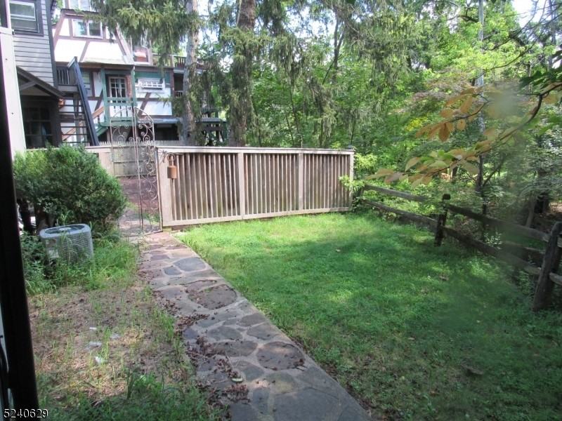 9 Trenton Ave - Photo 2 of 19