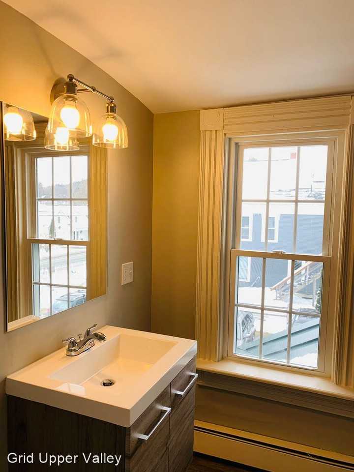 2015 Quechee Main Street Apartments 2015 Quechee Main St, Quechee, VT