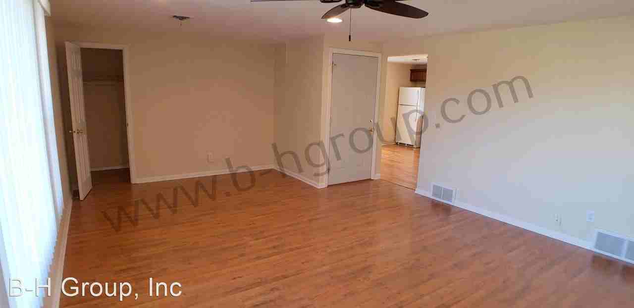 2321 81st St - Photo 3 of 16