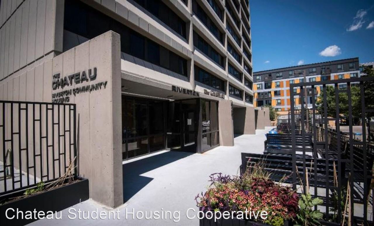 425 13th Ave SE - Photo 3 of 47