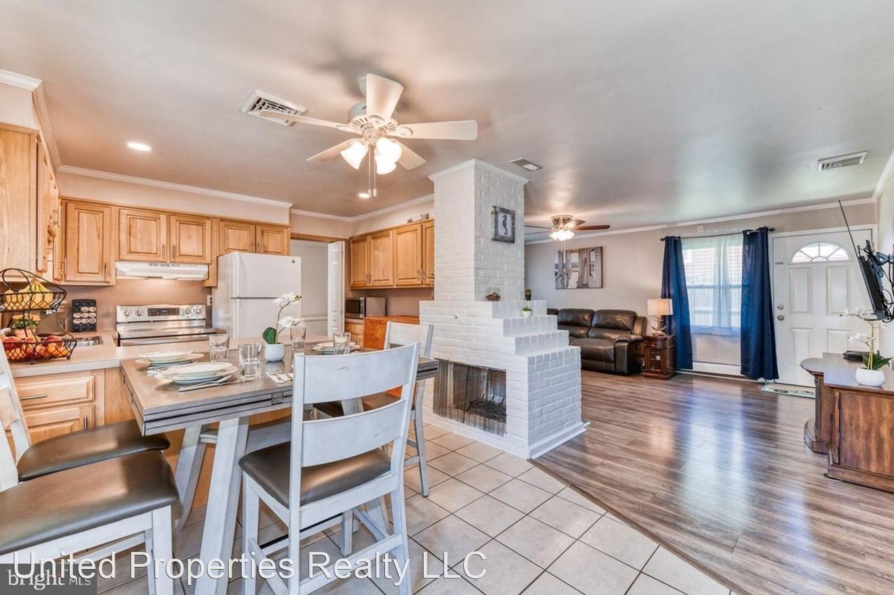 12 Goodturn Rd - Photo 2 of 13