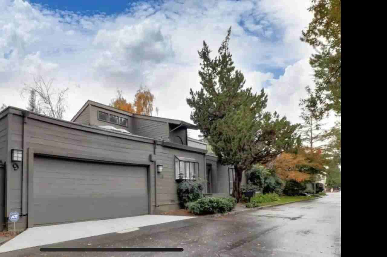 9 Park Sierra Ln - Photo 2 of 38