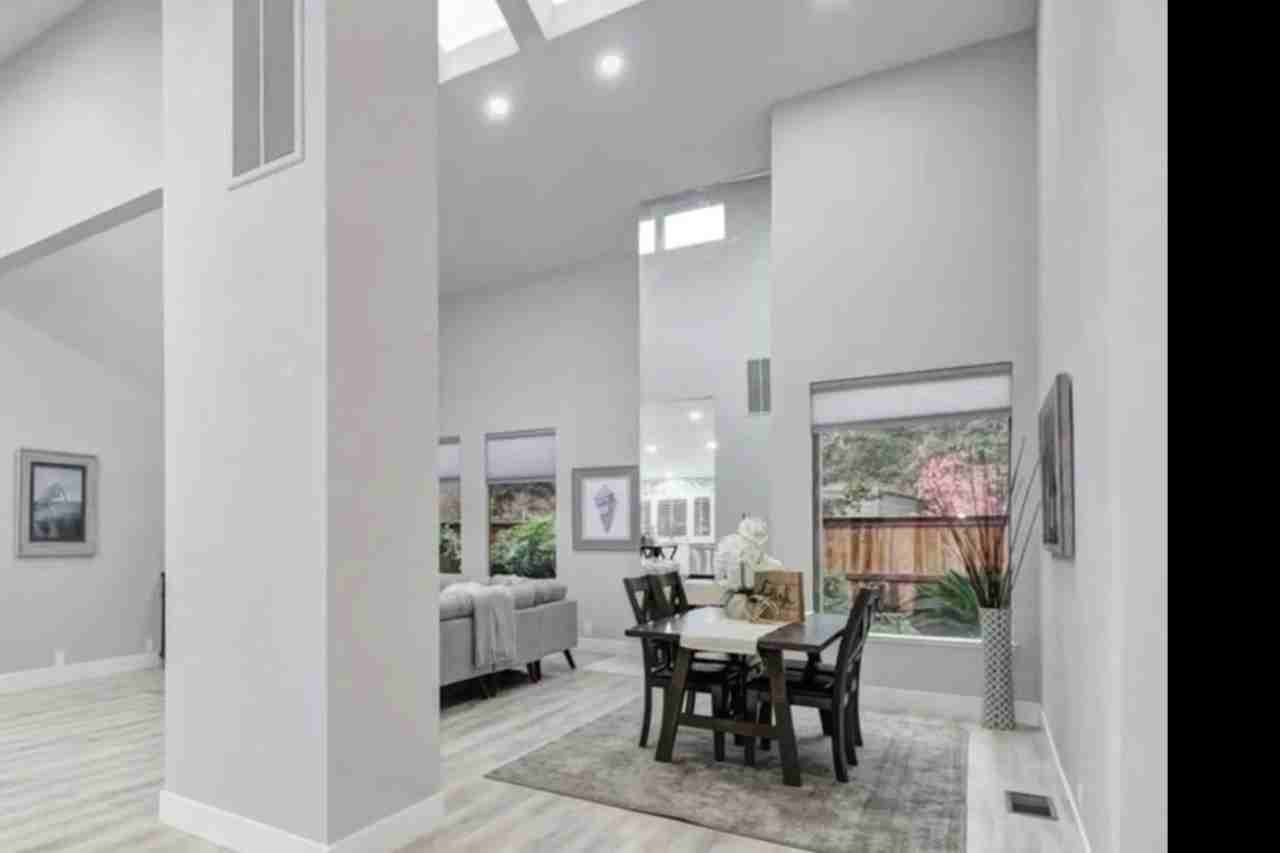 9 Park Sierra Ln - Photo 3 of 38