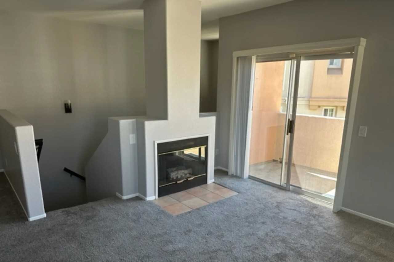 1003 S Stresa Way - Photo 2 of 5