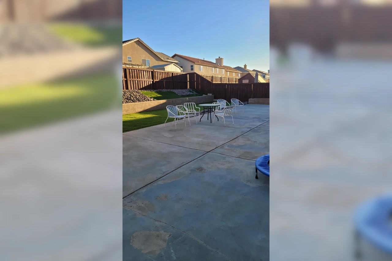 11895 Nyack Rd - Photo 2 of 10