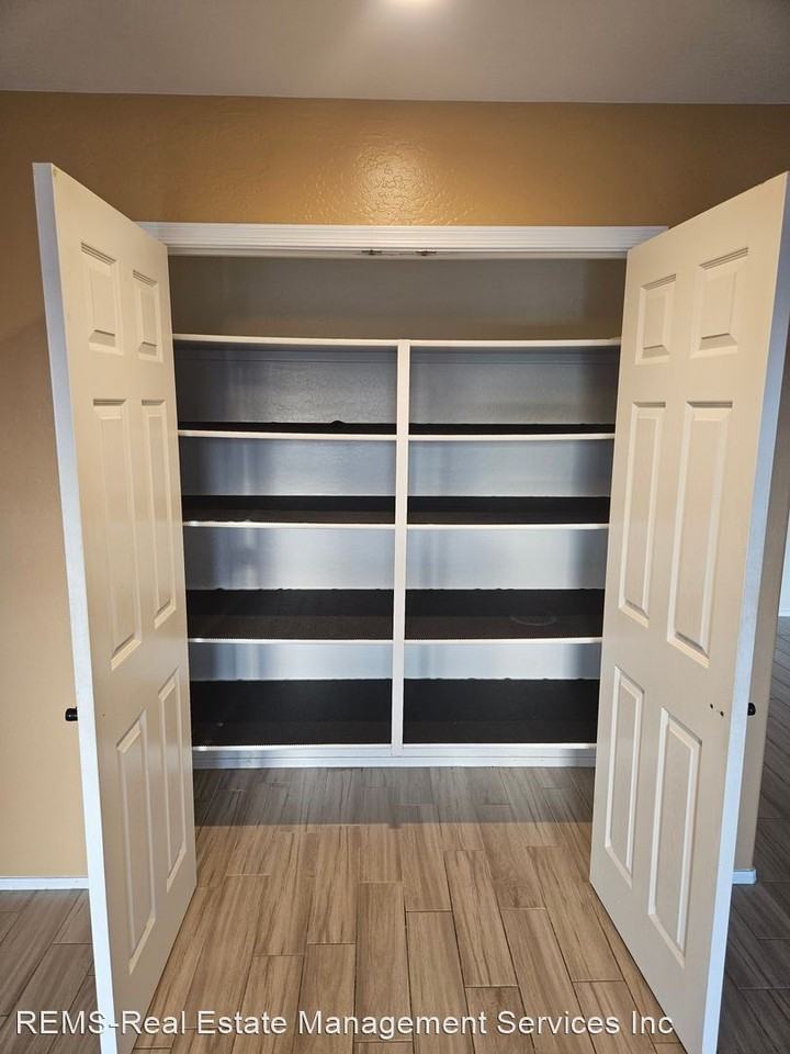 34014 N 44th Pl - Photo 3 of 4