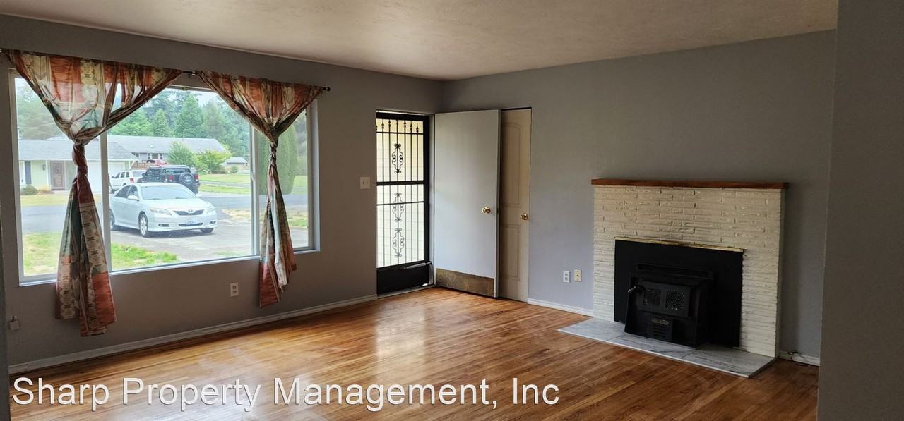 3535 Pennsylvania St - Photo 2 of 19