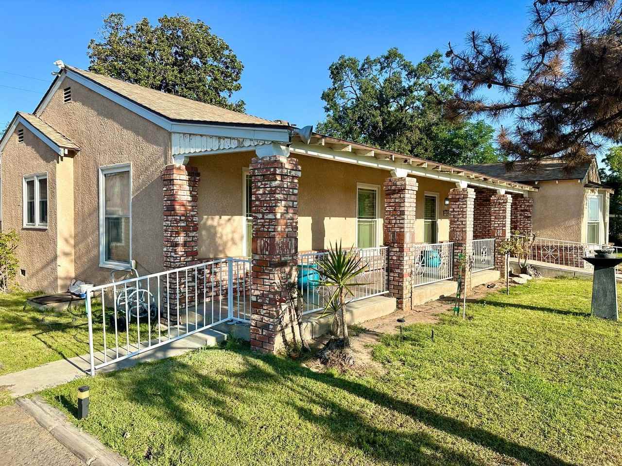 1120 S Clovis Ave - Photo 3 of 25