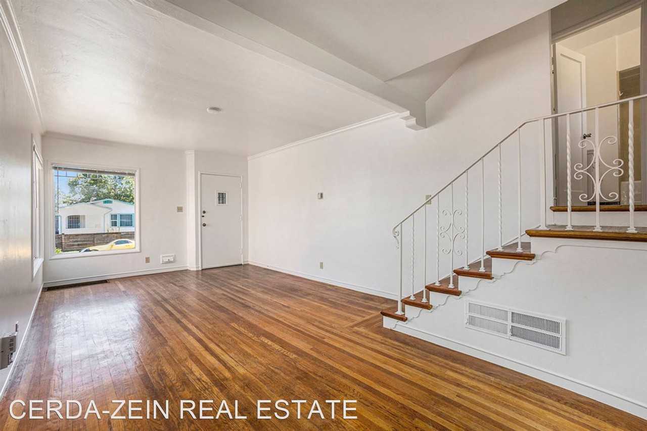 2955 Fruitvale Ave - Photo 2 of 20