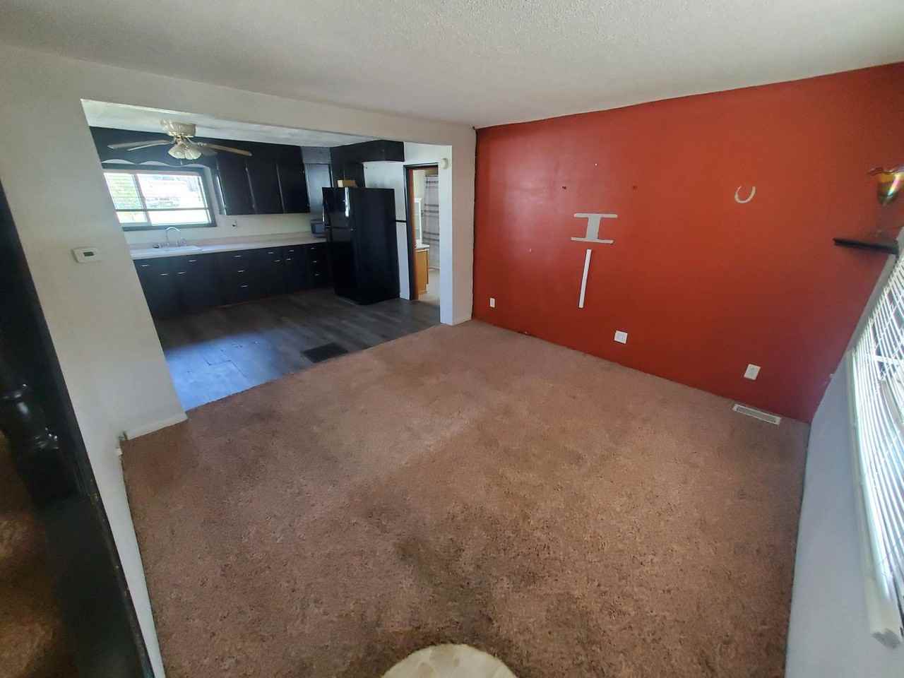 304 Richmond St - Photo 2 of 5